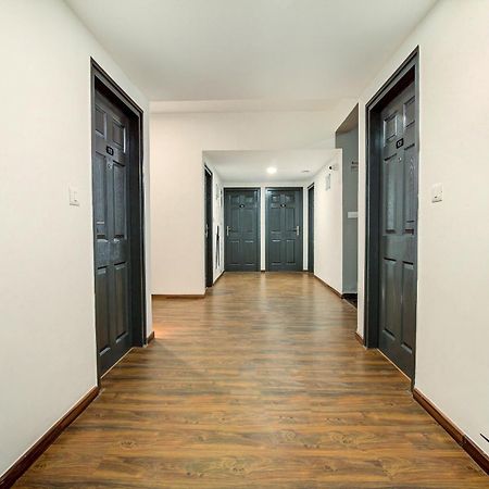 Отель Townhouse Cr Park Near Lotus Temple Нью-Дели Экстерьер фото